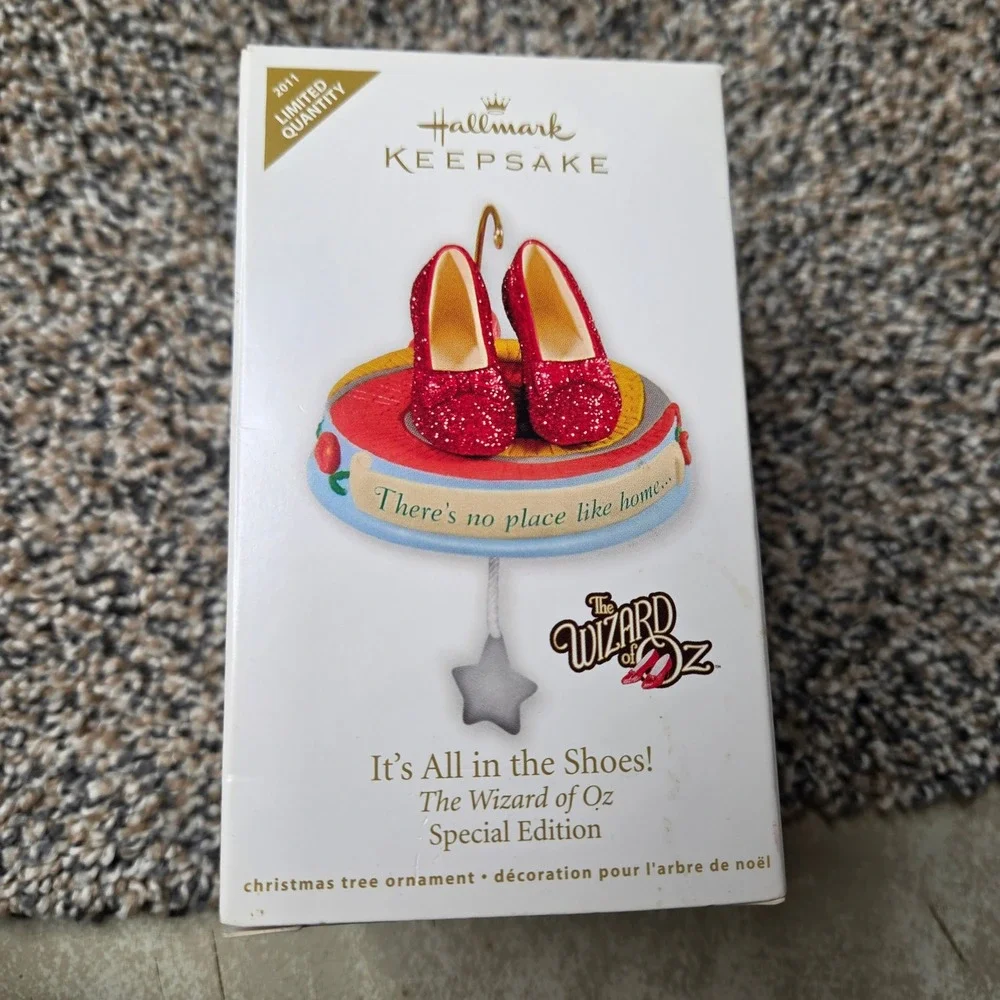 Hallmark Keepsake 2011 Wizard of Oz It's All in the Shoes Ruby Slippers Ornament